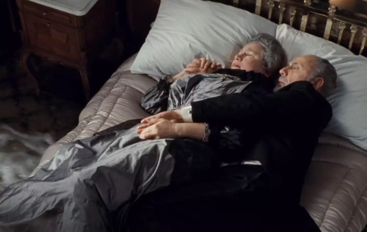 Ida and Isidor Straus were also onboard the Titanic and were paid tribute to in the 1997 film.