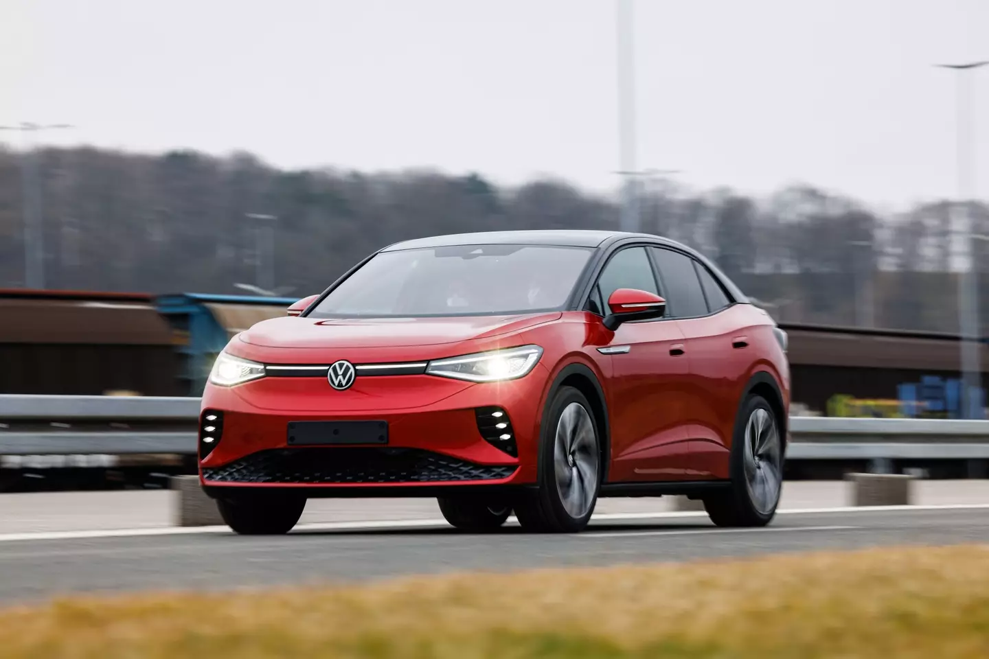 Many drivers argued that EVs should be lighter in weight (Jens Schlueter/Getty Images)