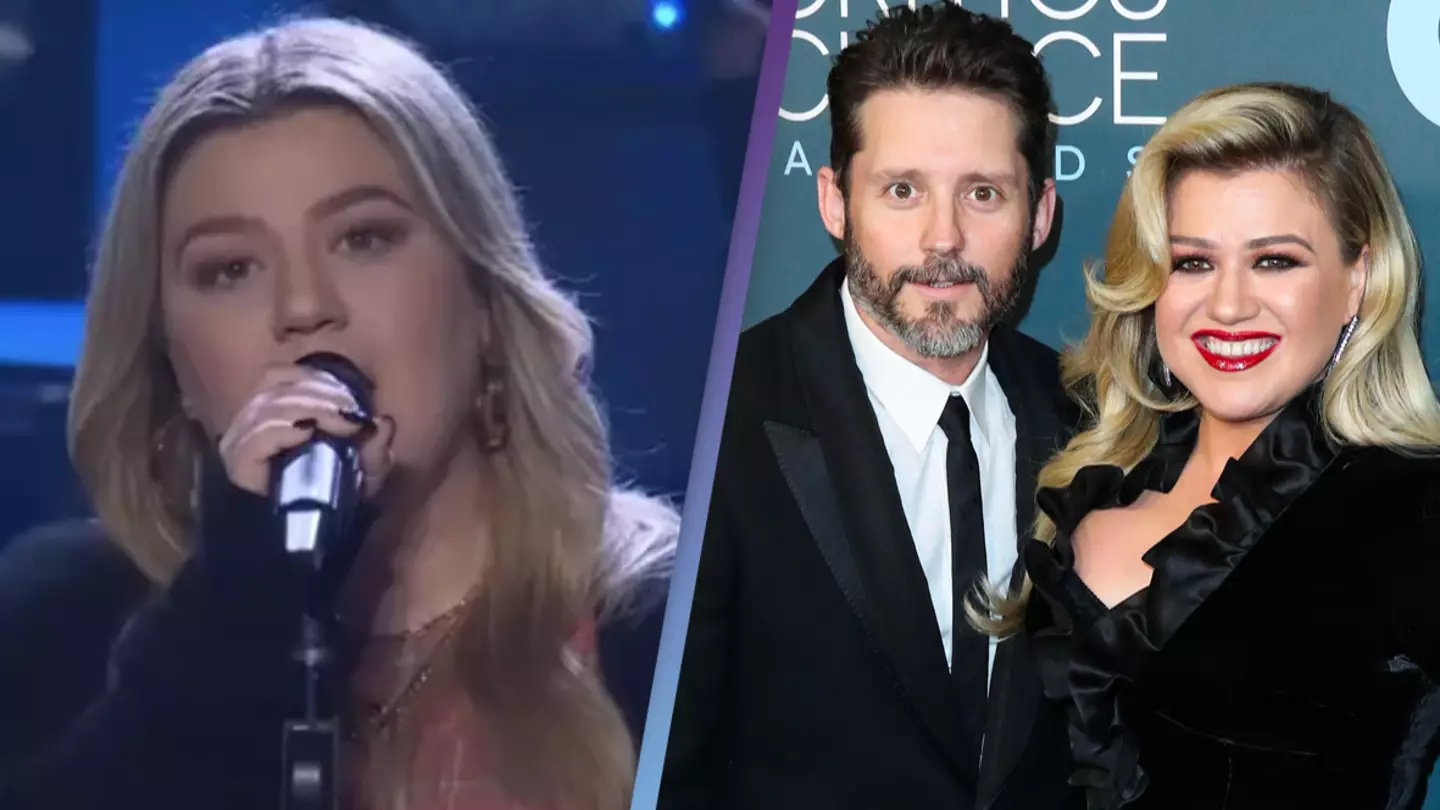 Kelly Clarkson 'went for blood' by changing lyrics to diss ex-husband in latest performance
