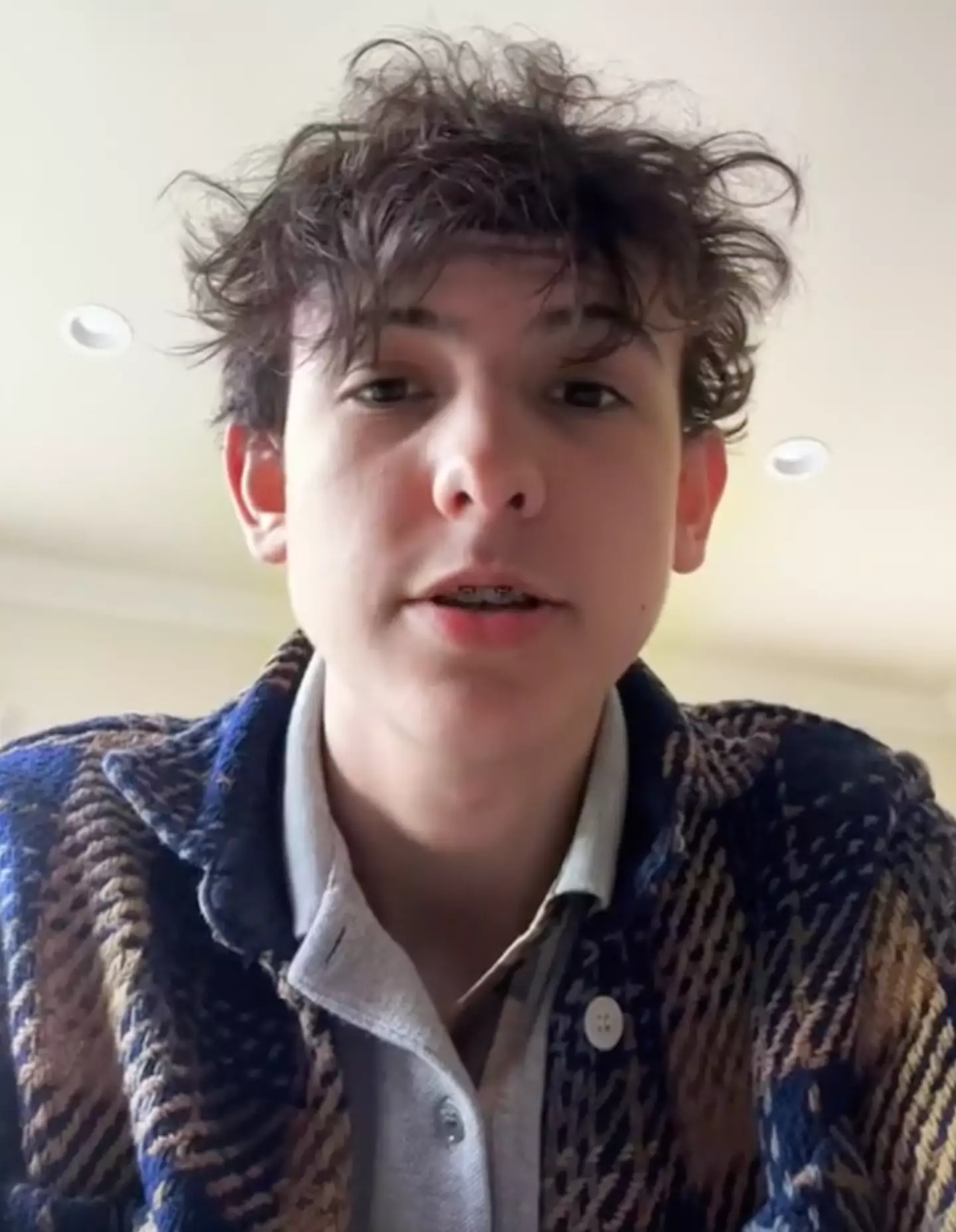 Tyler Lee responded to a comment which told him 'your dad didn’t kill himself'.