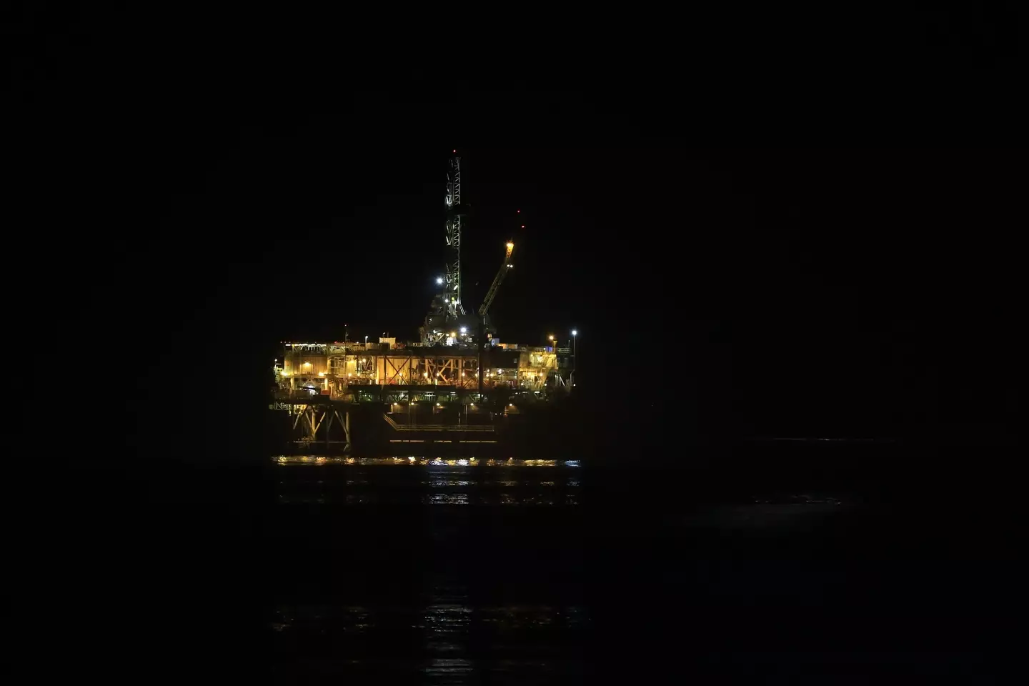 An oil rig. (Alamy)
