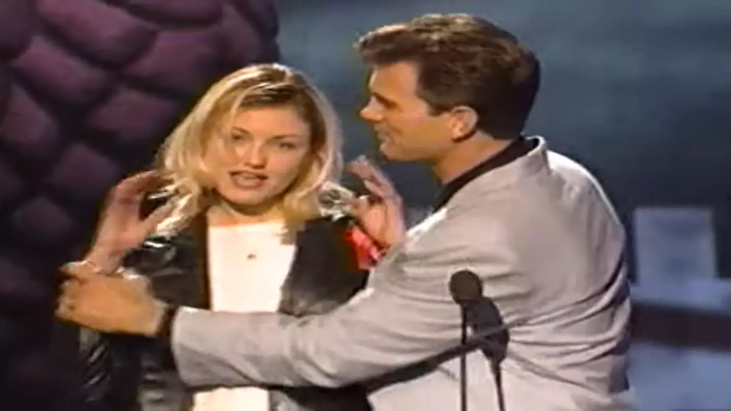 Cameron Diaz tried to pull away from the kiss.