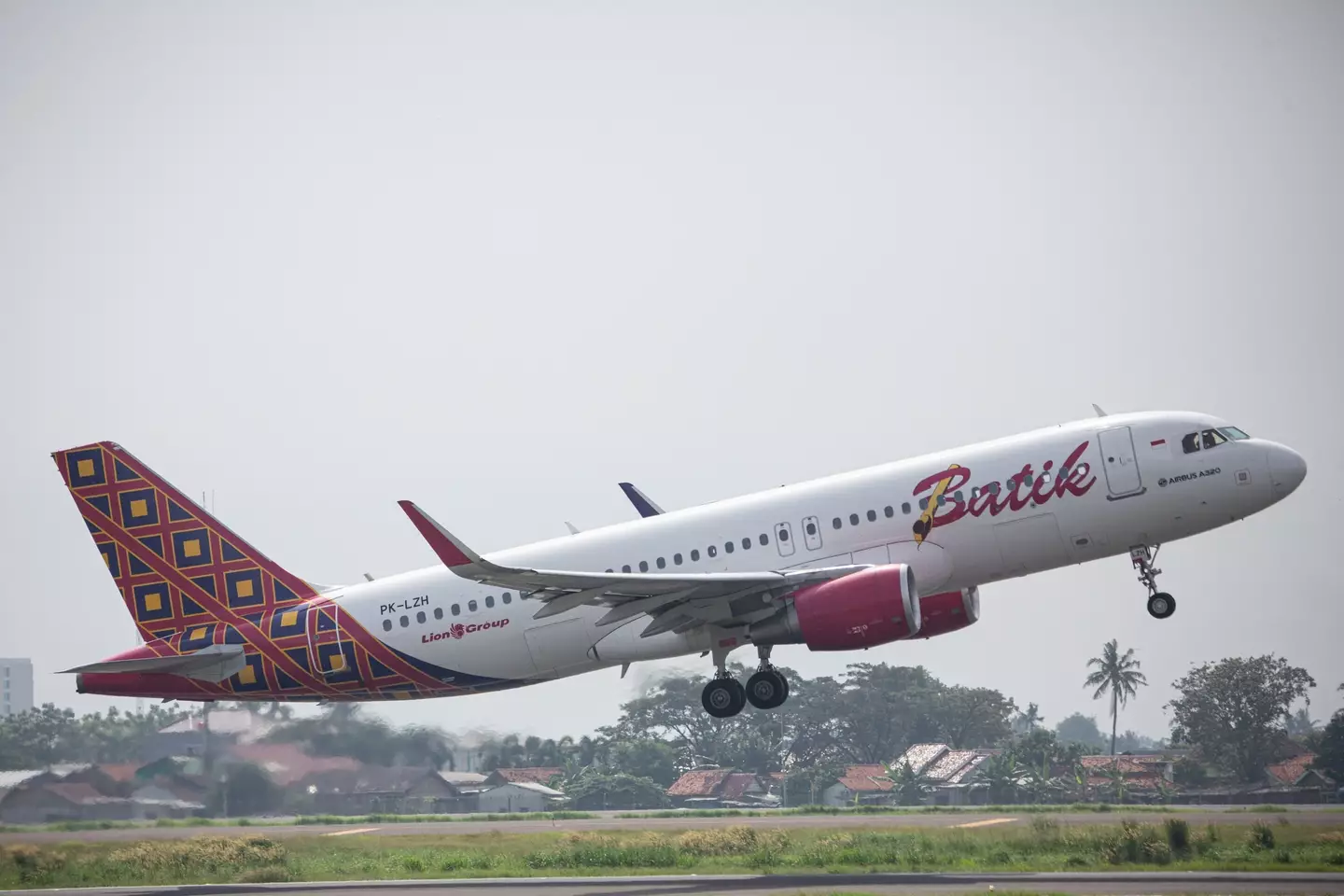 The incident took place on a Batik Air flight.