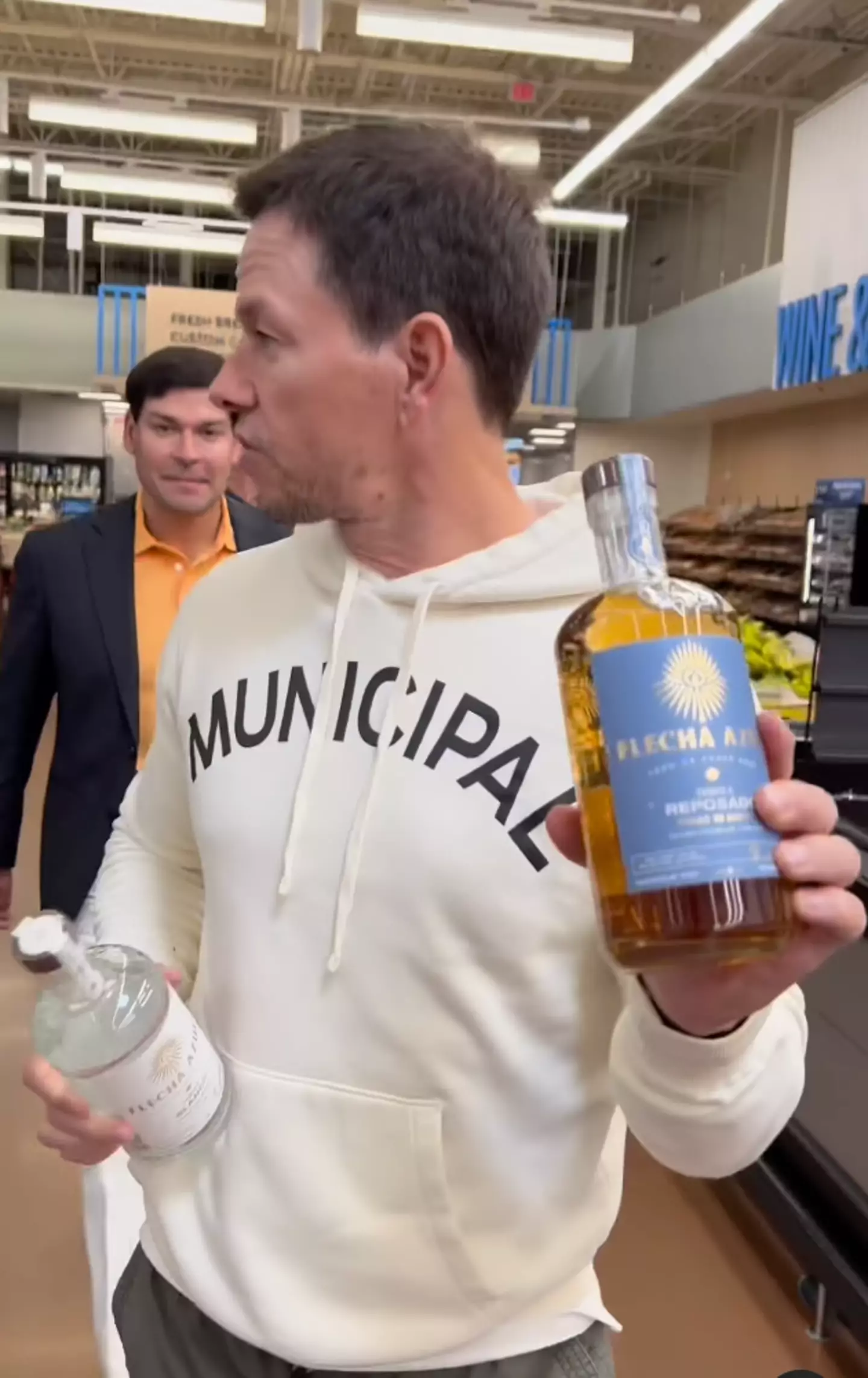 Wahlberg promoted the arrival of a new tequila in stores.