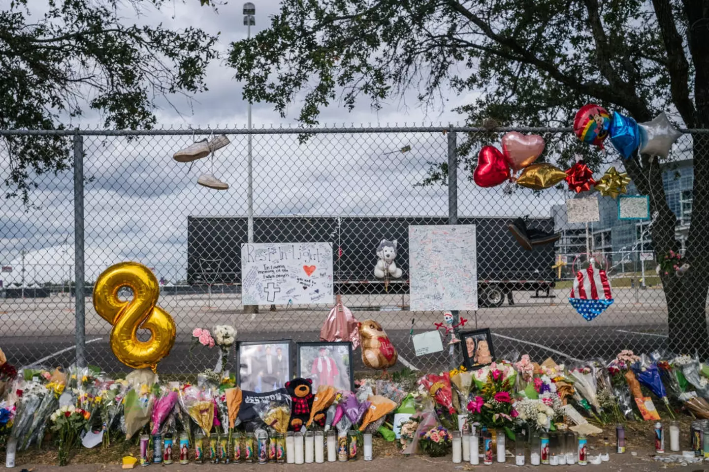 A memorial for those who died at the show (Brandon Bell/Getty Images)