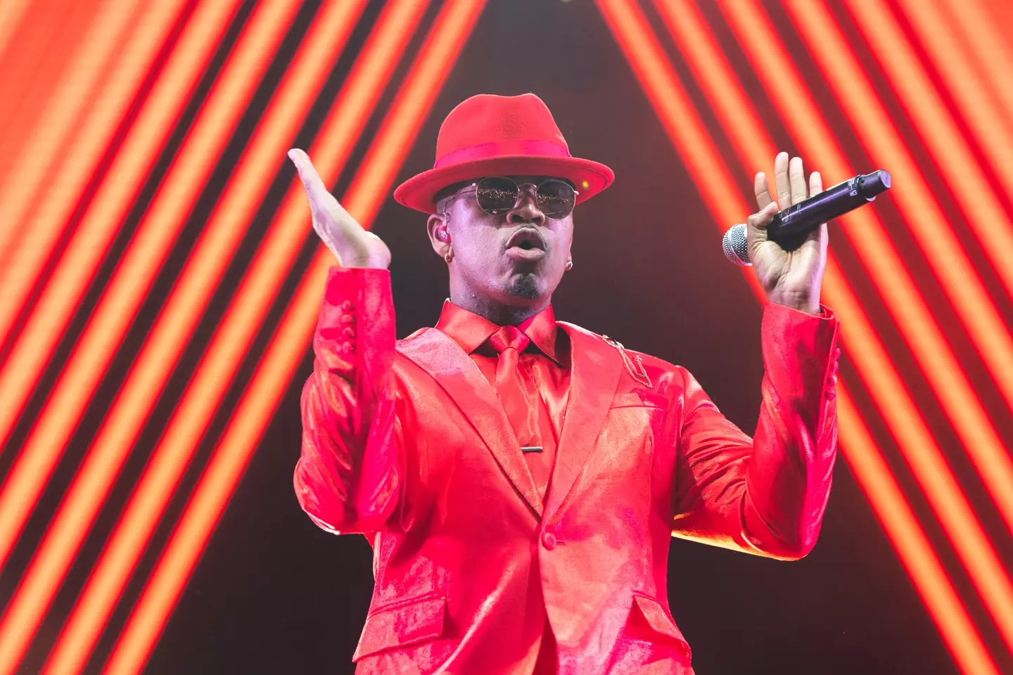 Ne-Yo spoke about the issue while holding hands with two partners. (Roberto Ricciuti/Redferns)