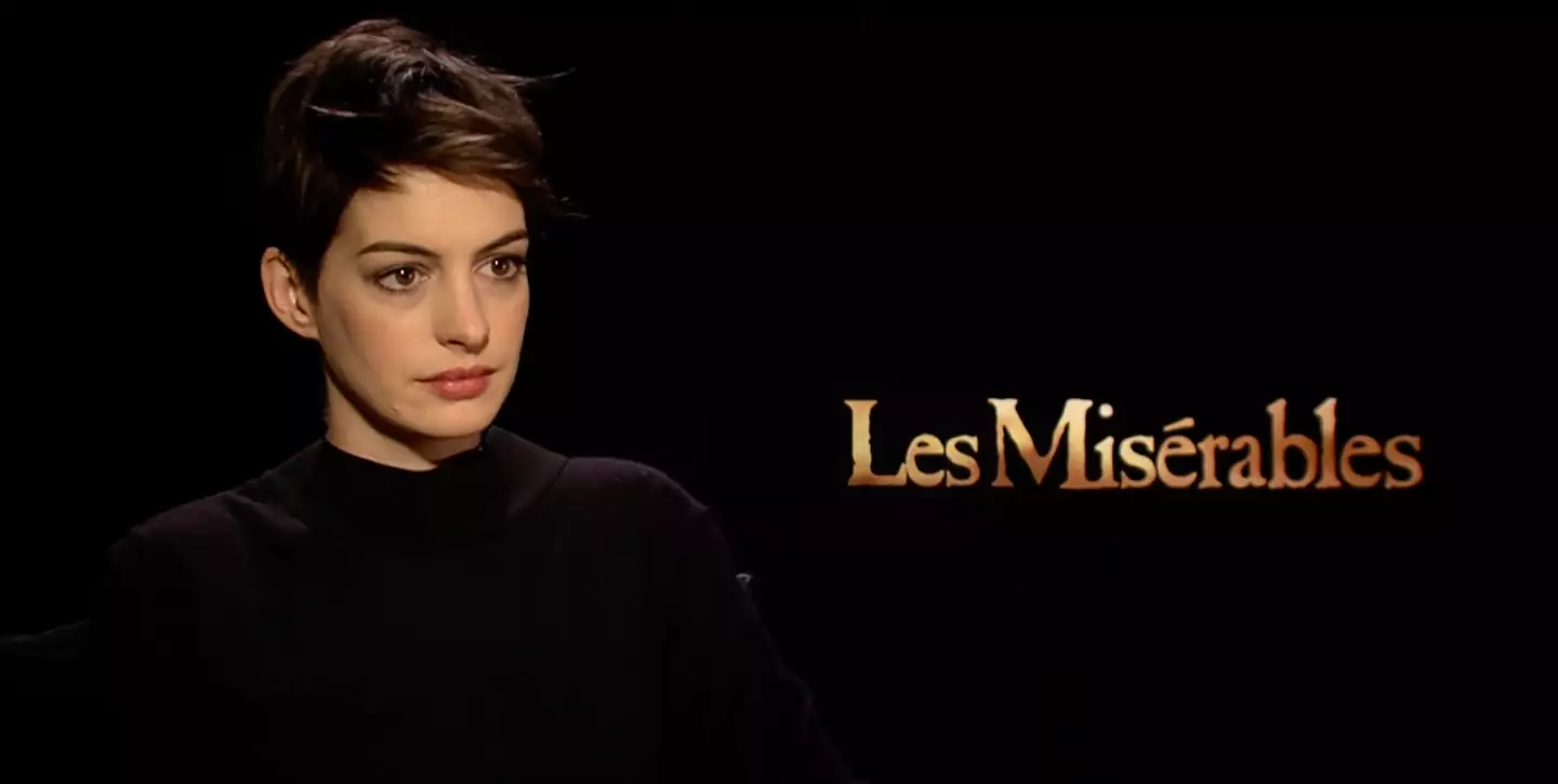 Anne Hathaway didn't seem too thrilled by Kjersti Flaa's interview idea back in 2012 (YouTube/Kjersti Flaa)