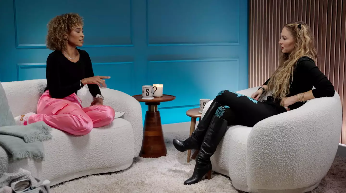 She revealed that her daughter Alabama has previously assisted with photoshoots for the site.