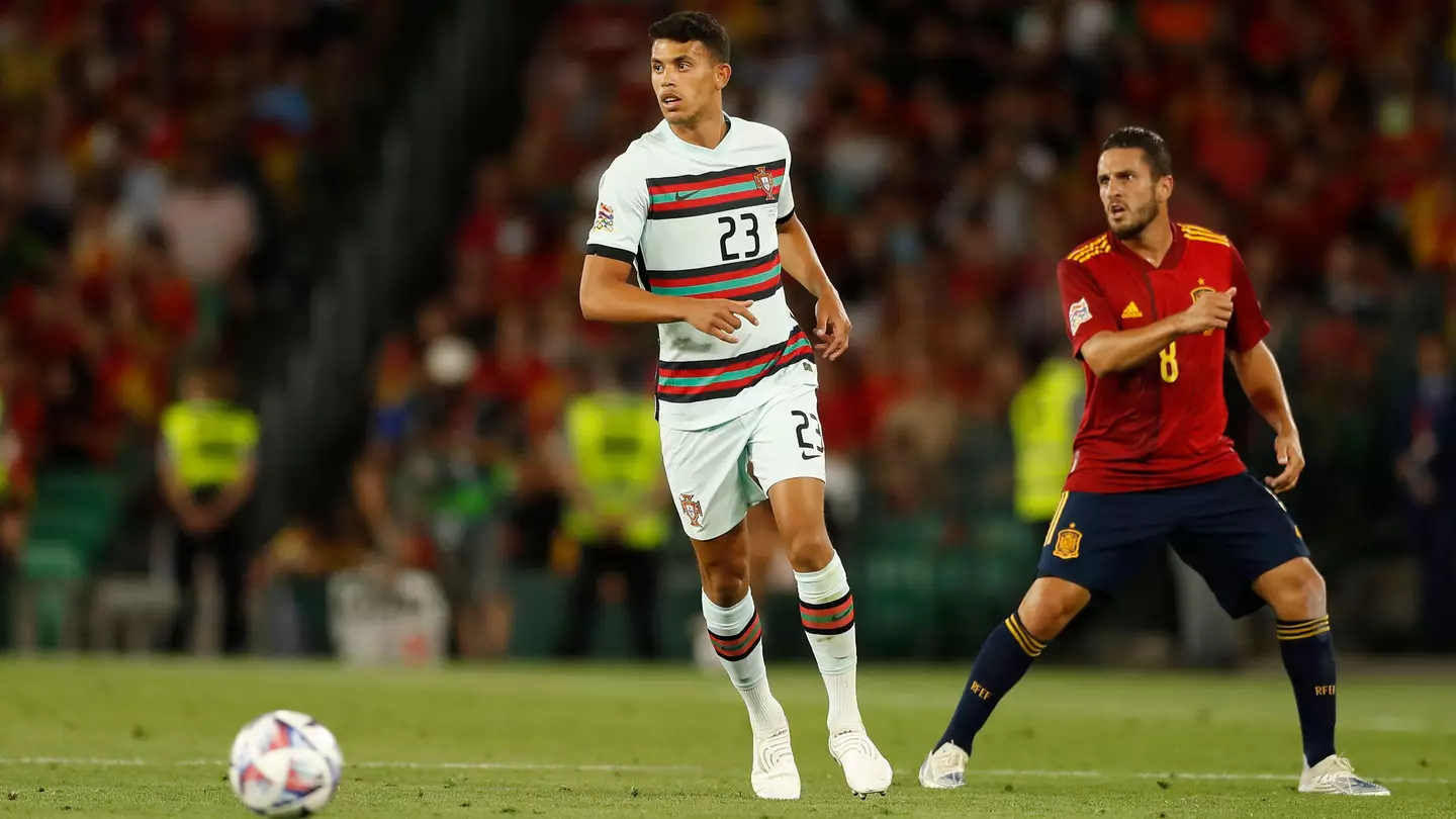Manchester City To Battle Manchester United For €50 Million Rated Midfielder