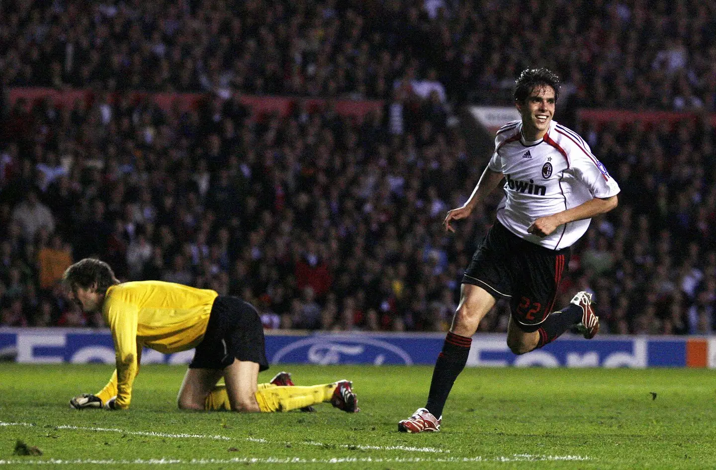 Kaka celebrating for AC Milan at Old Trafford in 2007 (credit: getty)