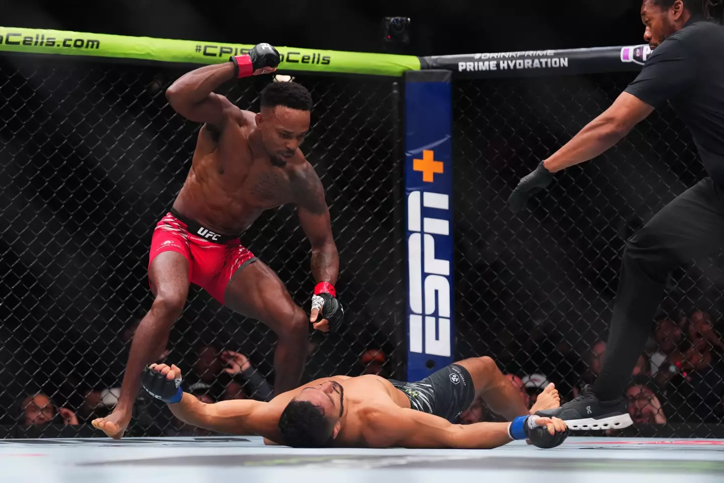 Lerone Murphy knocks out Aaron Pico at UFC 319. (Image: Getty)