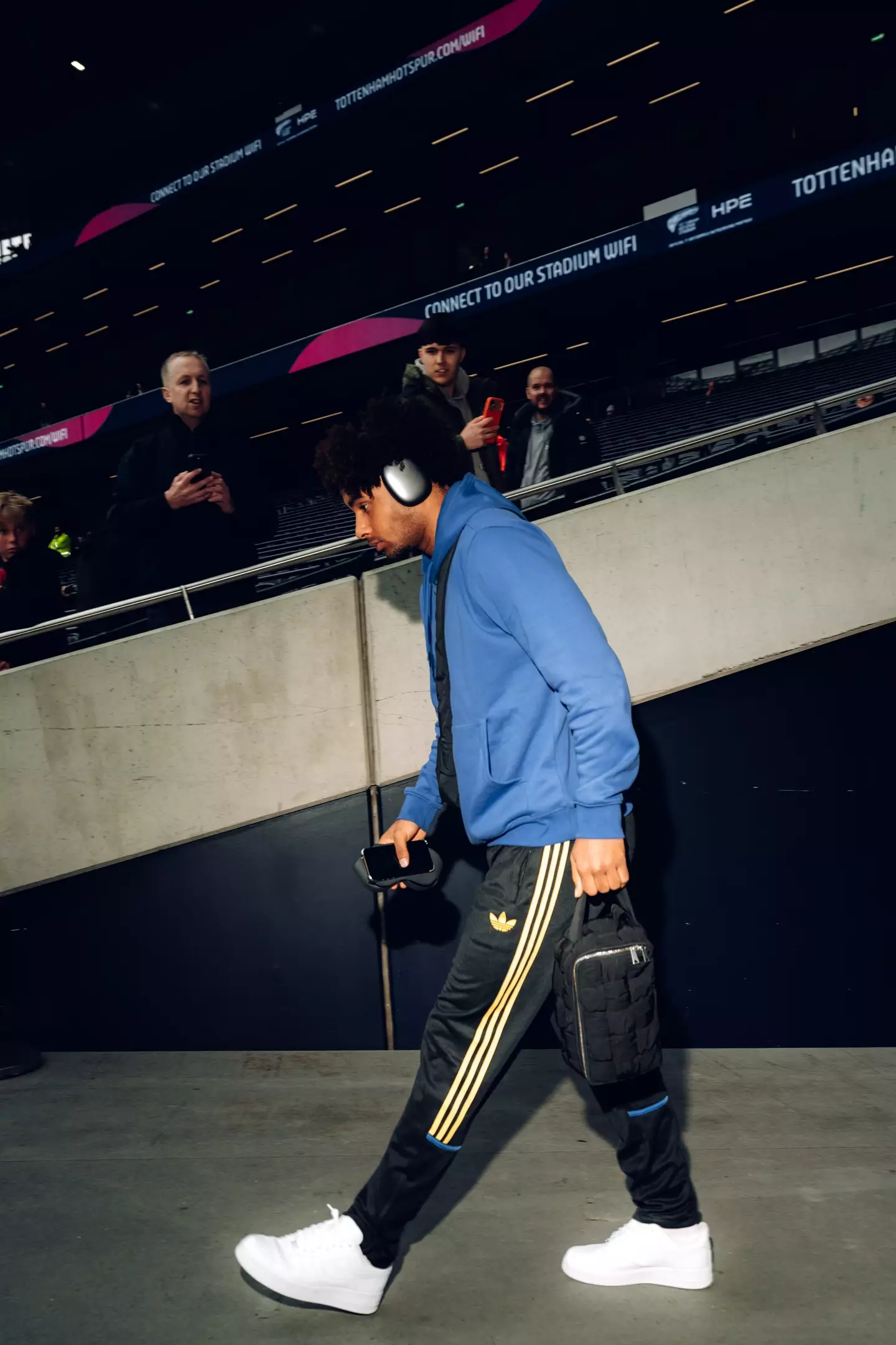 Roma are keen on bringing Zirkzee back to Italy. Image: Getty