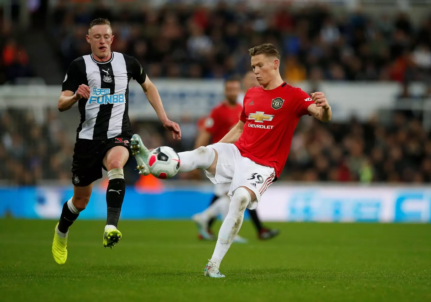 Longstaff and McTominay could soon be teammates. Image: Alamy