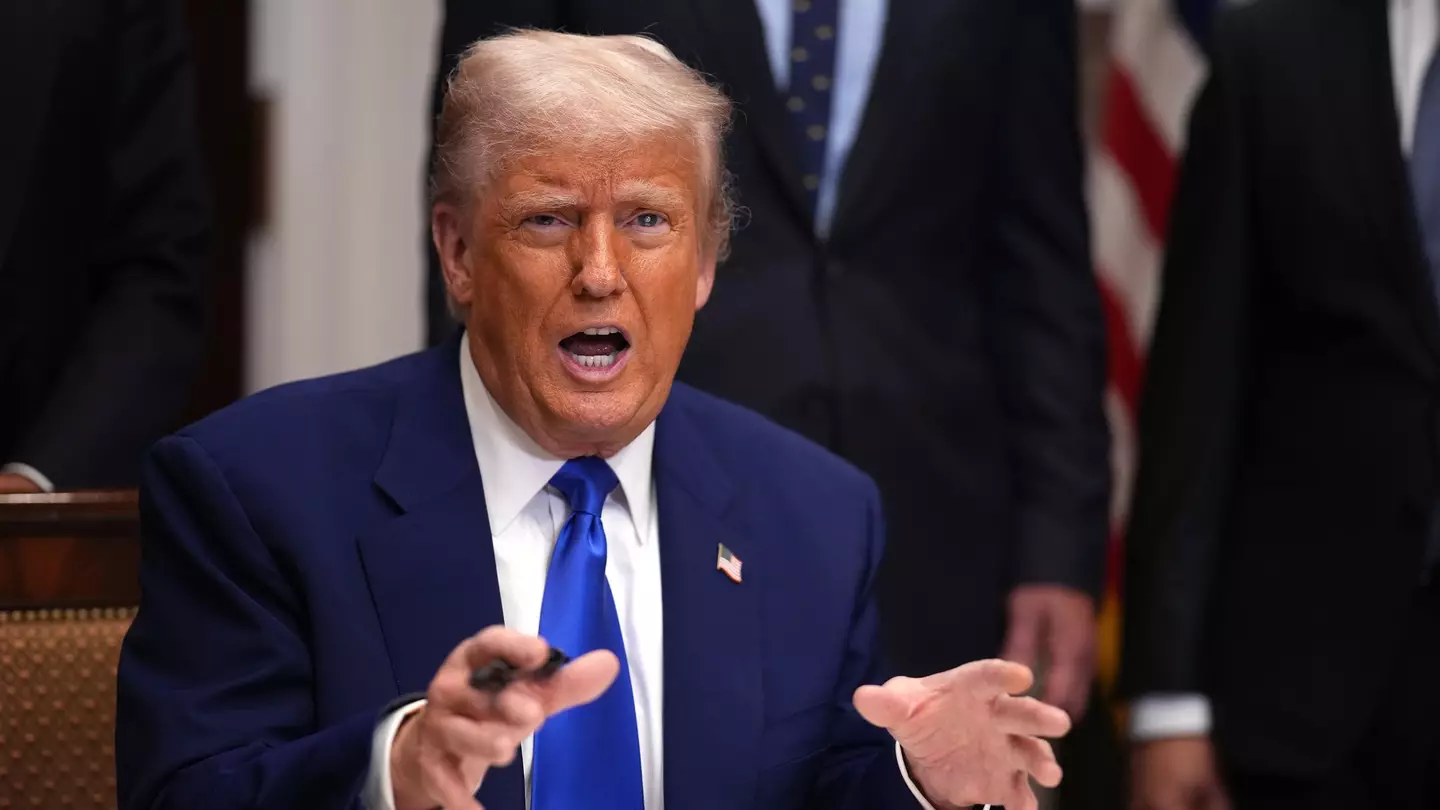 Donald Trump makes major blunder quoting golf legend during row with journalist over $400m gift from Qatar