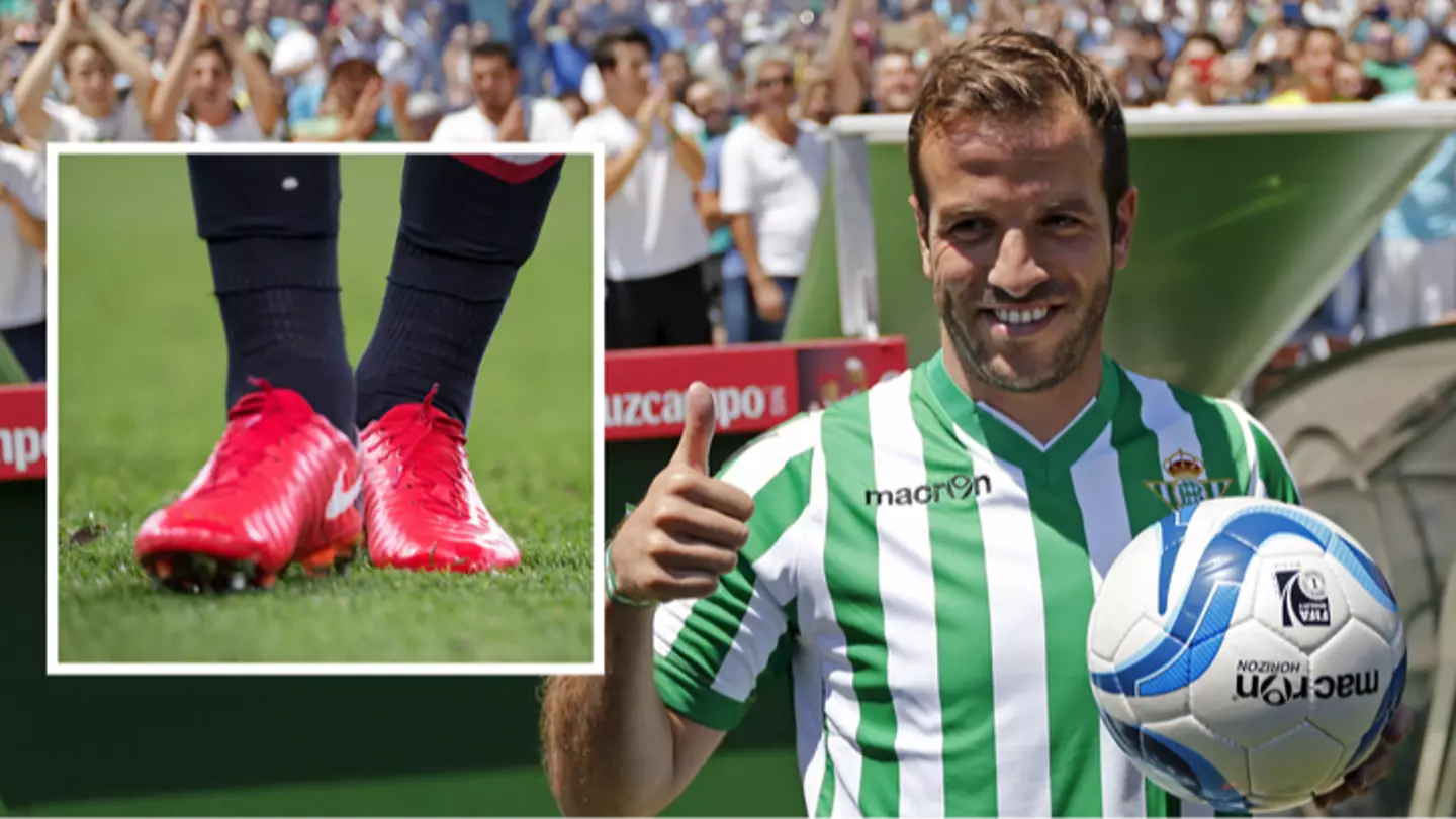 Rafael Van Der Vaart followed a bizarre boot rule that saw him receive €114,000 every month