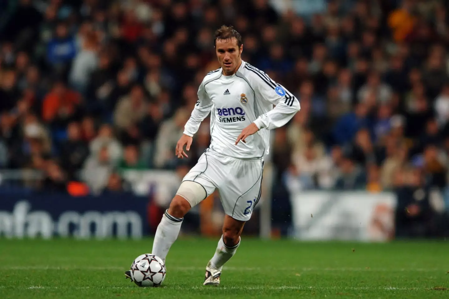 Ivan Helguera in action for Real Madrid (Credit:Getty)