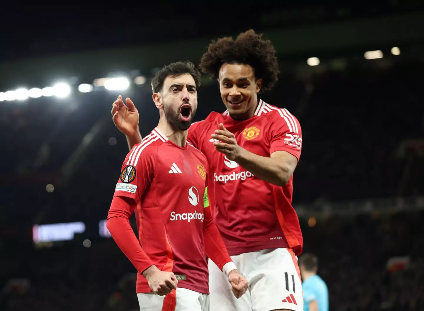 Joshua Zirkzee was applauded by fans in Old Trafford after his performance in the Europa League match against Real Sociedad. (Image: Getty)