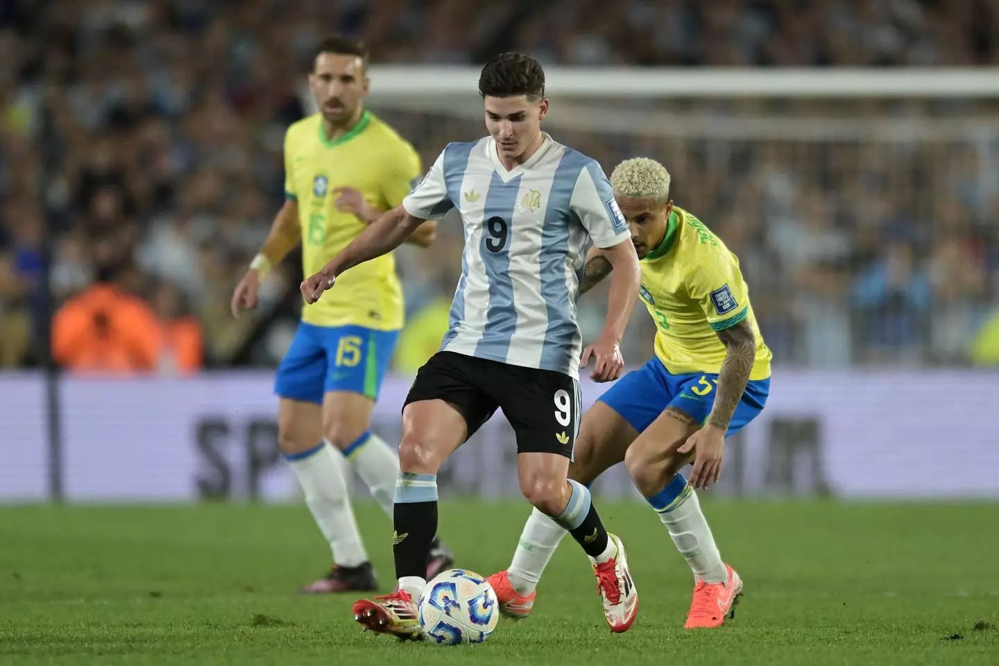Julian Alvarez in action for Argentina. Image: Getty