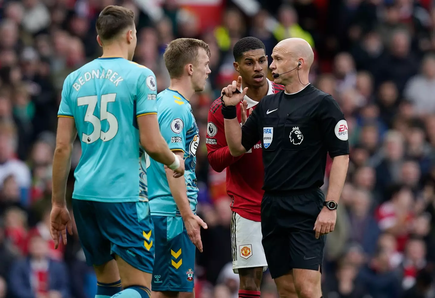 Rashford, like his teammates, was not happy with the referee. Image: Alamy