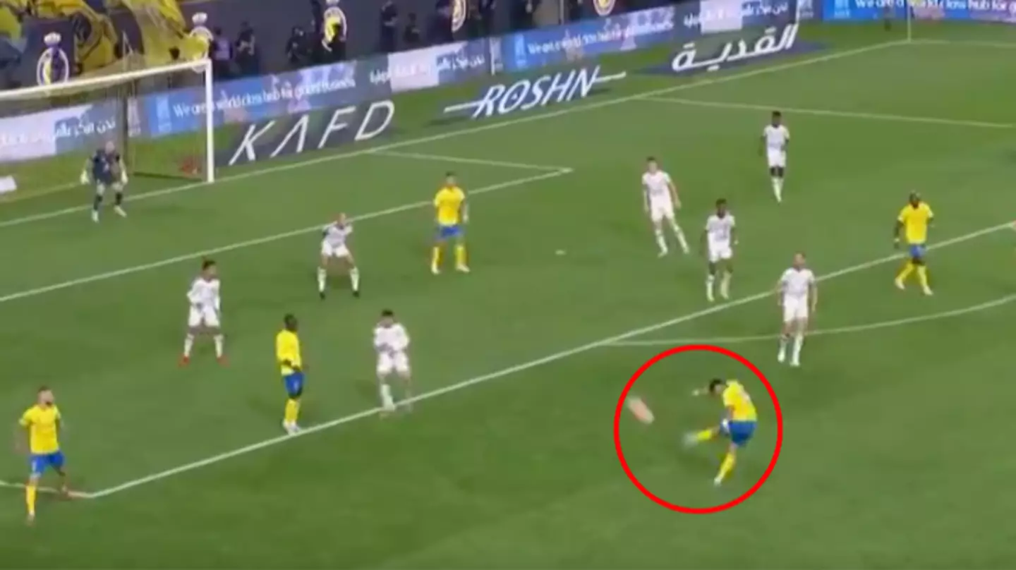 Alex Telles scores stunning volley for Al Nassr against Al Ettifaq