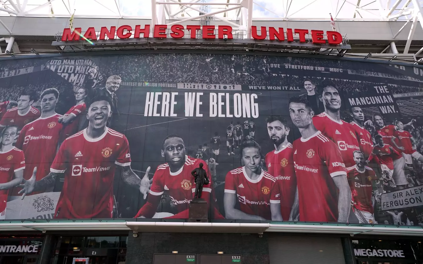 Old Trafford is ready for the return of Cristiano Ronald. 