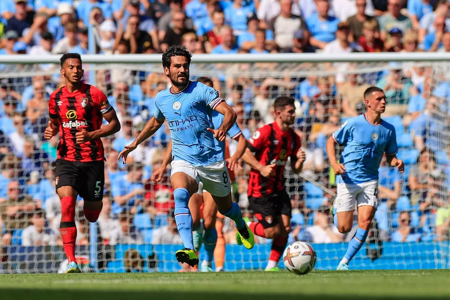 Ilkay Gundogan in action (News Images LTD / Alamy)