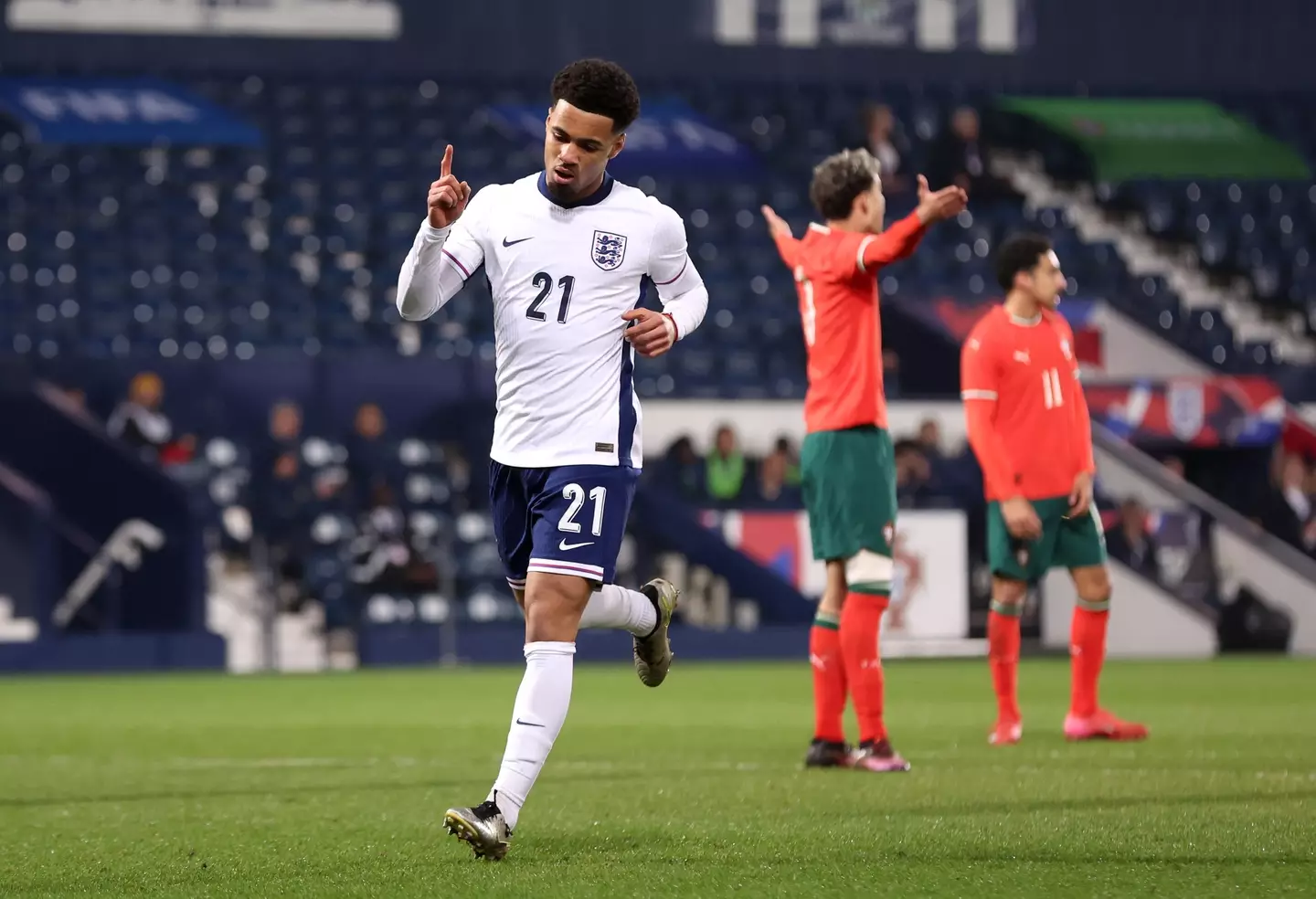 Ethan Nwaneri celebrates scoring a goal for England under-21. Image: Getty