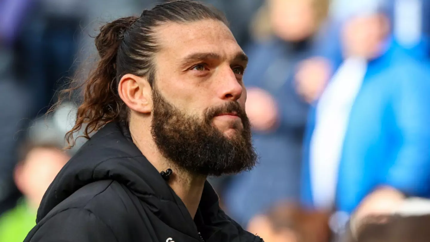 Non-league club give two-word response after Andy Carroll linked with sensational return to football