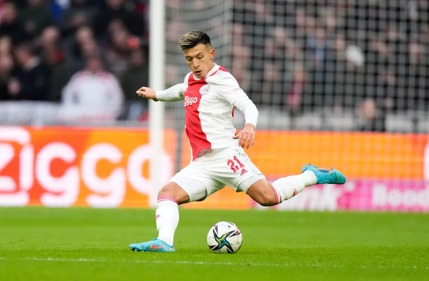 Arsenal have also made a bid for Martinez (Image: Alamy)