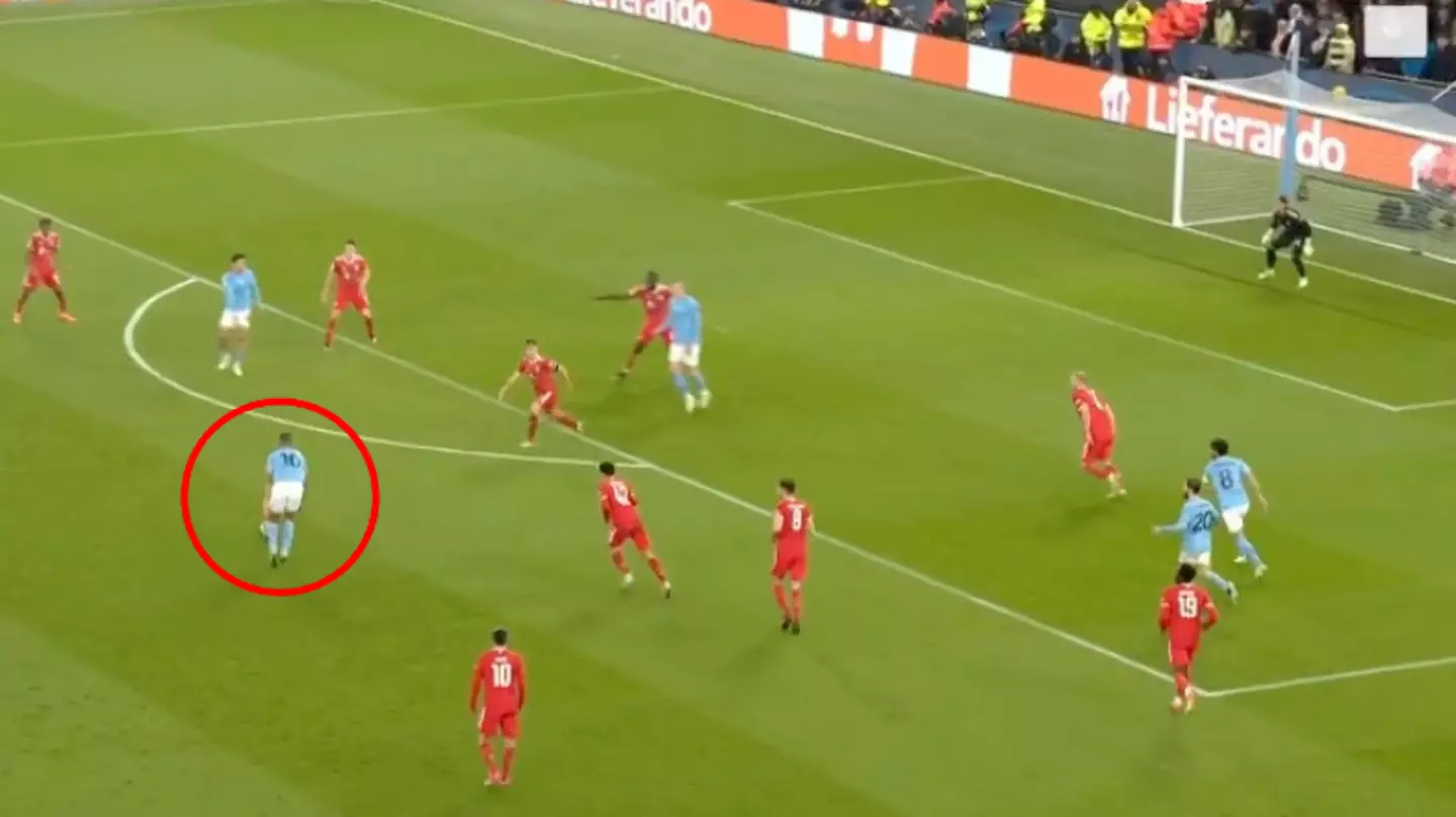 Rodri scores absolute stunner as Manchester City lead vs Bayern Munich