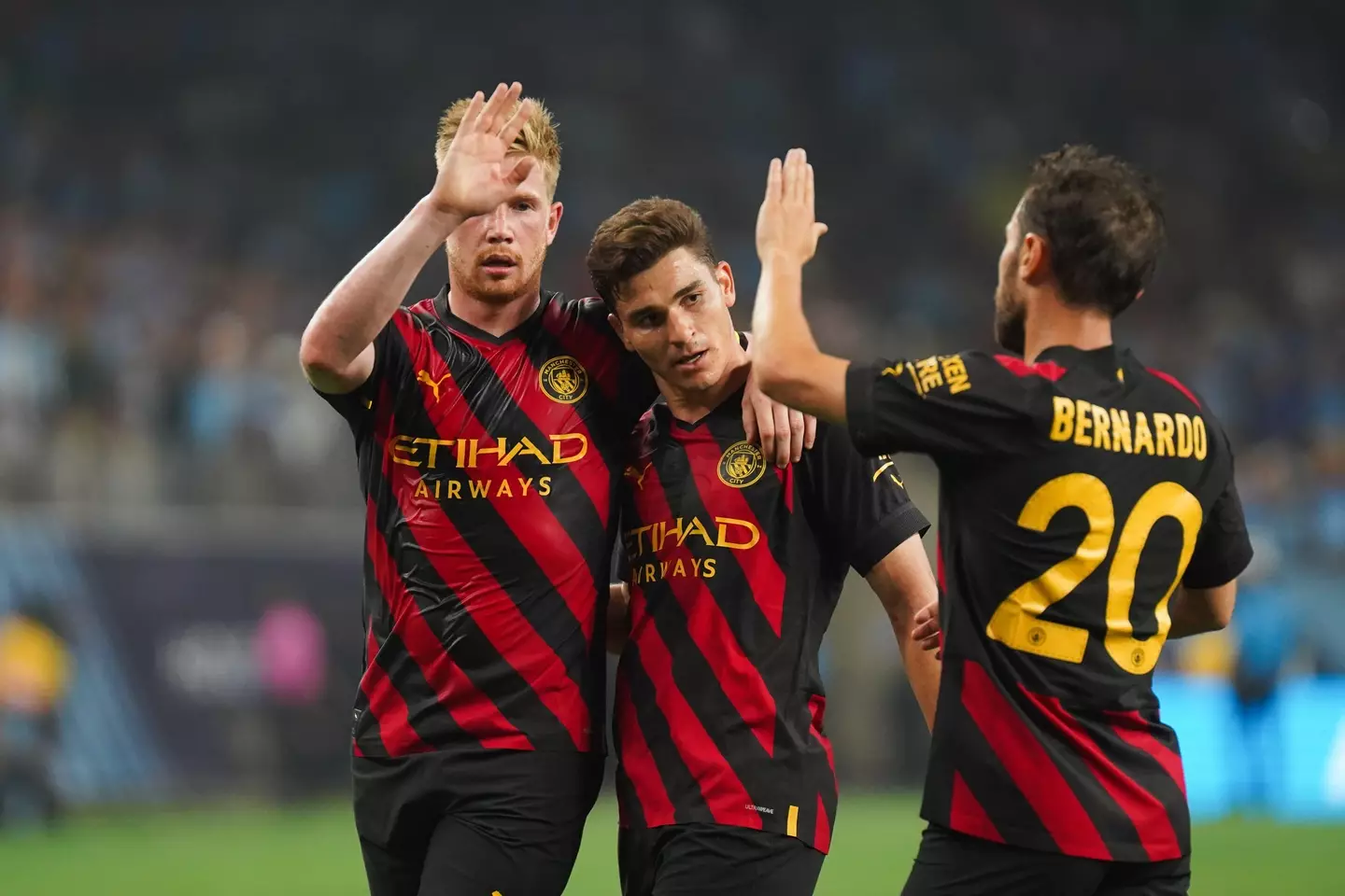 De Bruyne is excited by Julian Alvarez (PA Images / Alamy)