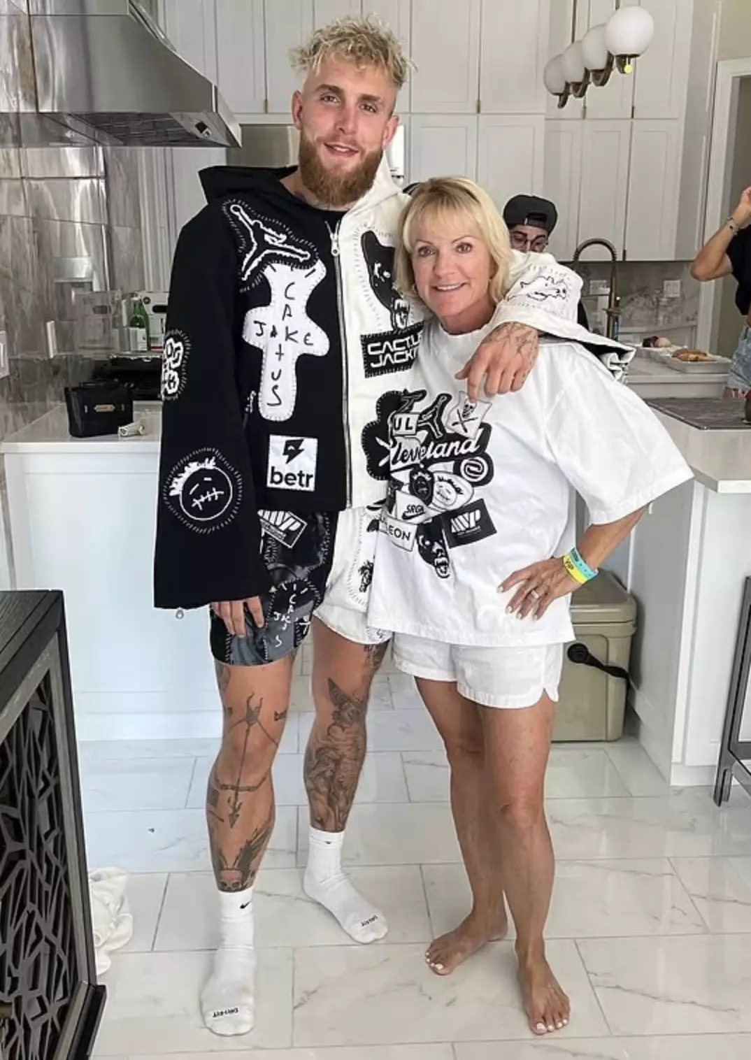 Jake Paul with his mum, Pam Stepnick. Image: Instagram/Jake Paul