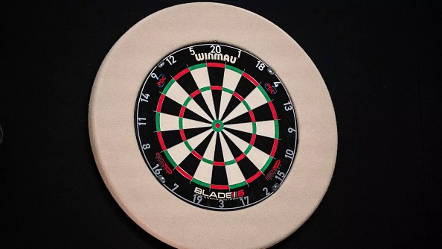 Darts Star Tipped to Retire After 'Worrying' World Championship Moment