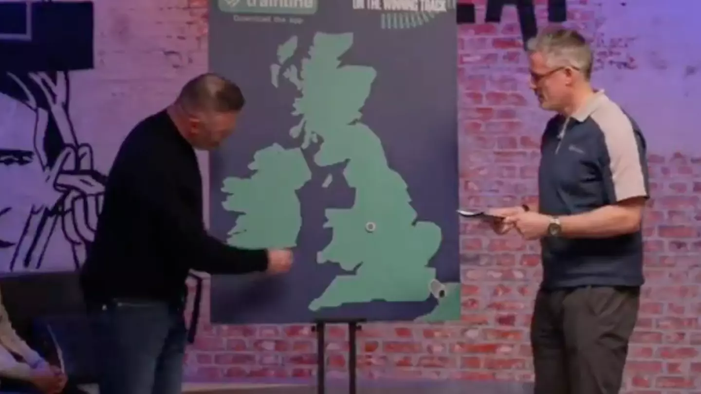 'Unbelievable' footage of Wayne Rooney not knowing where boyhood club Everton play goes viral