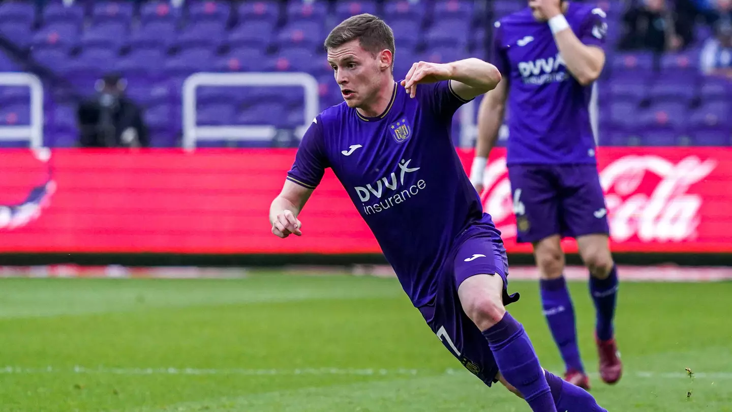 Fabrizio Romano: Manchester City closing in on deal for first-team left-back