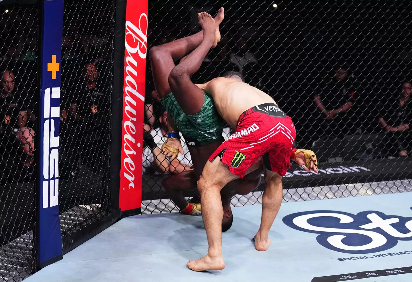 Leon Edwards gets slammed on his head by Belal Muhammad. Image: Getty
