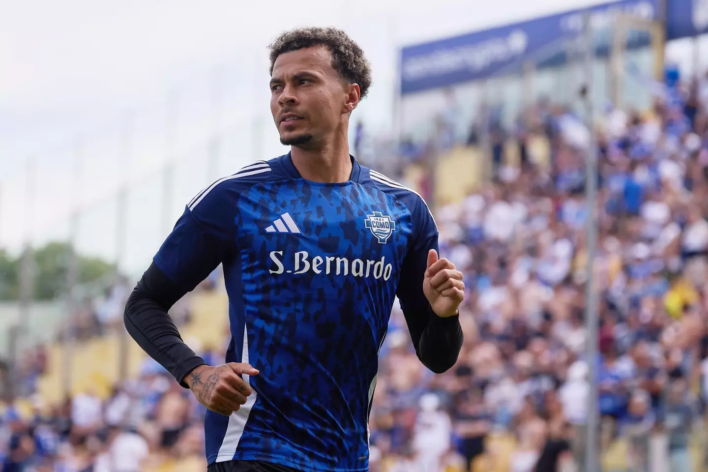 Dele Alli training for Como in May 2025 (credit: getty)