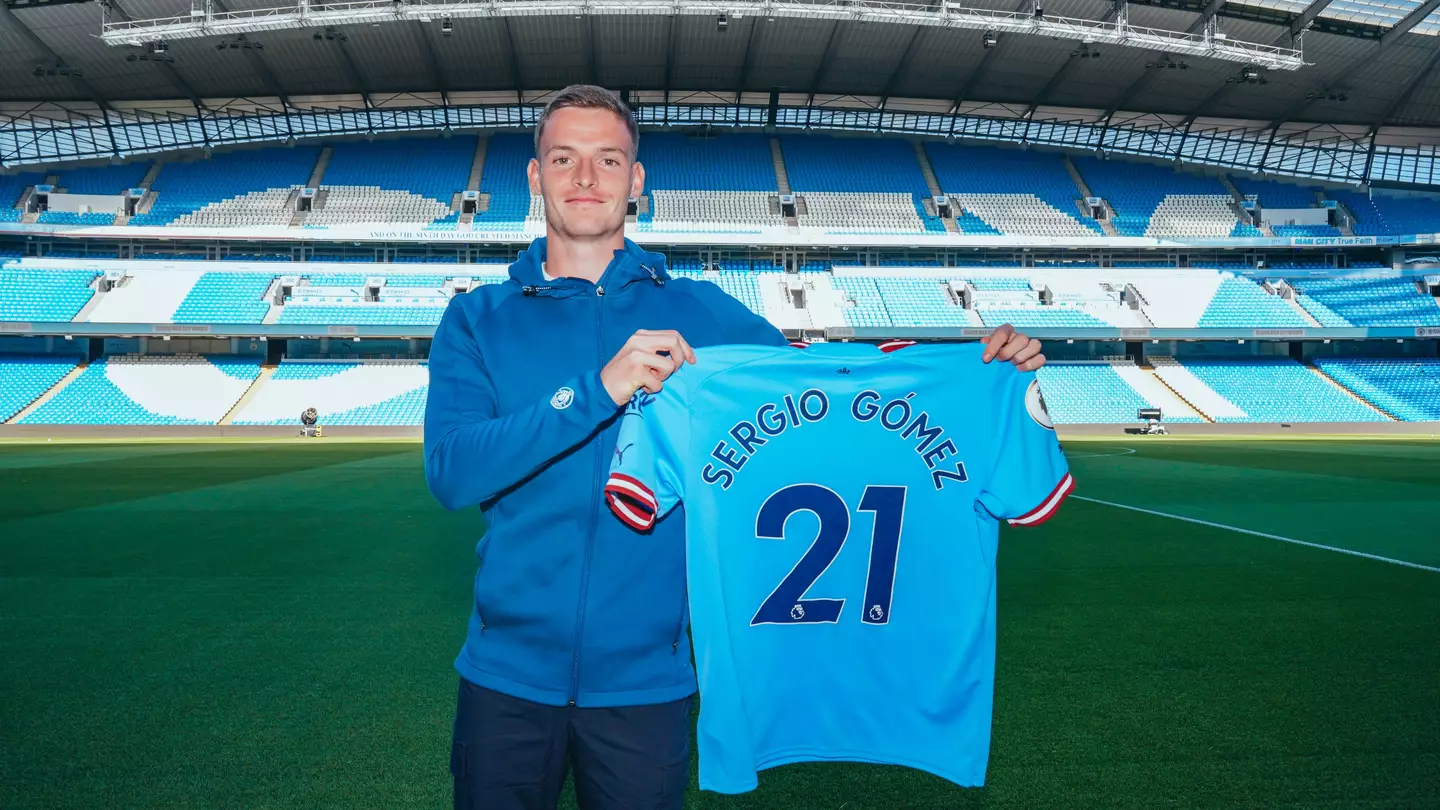 Sergio Gomez Signs For Manchester City (Image: Manchester City/ManCity.com)