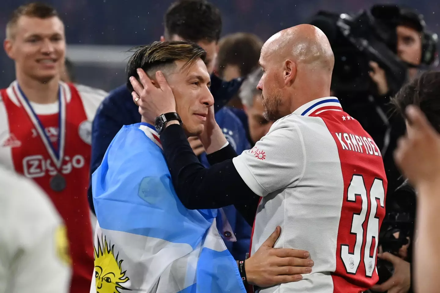 Erik ten Hag and Lisandro Martinez celebrate winning the Dutch league title at Ajax. (Alamy)