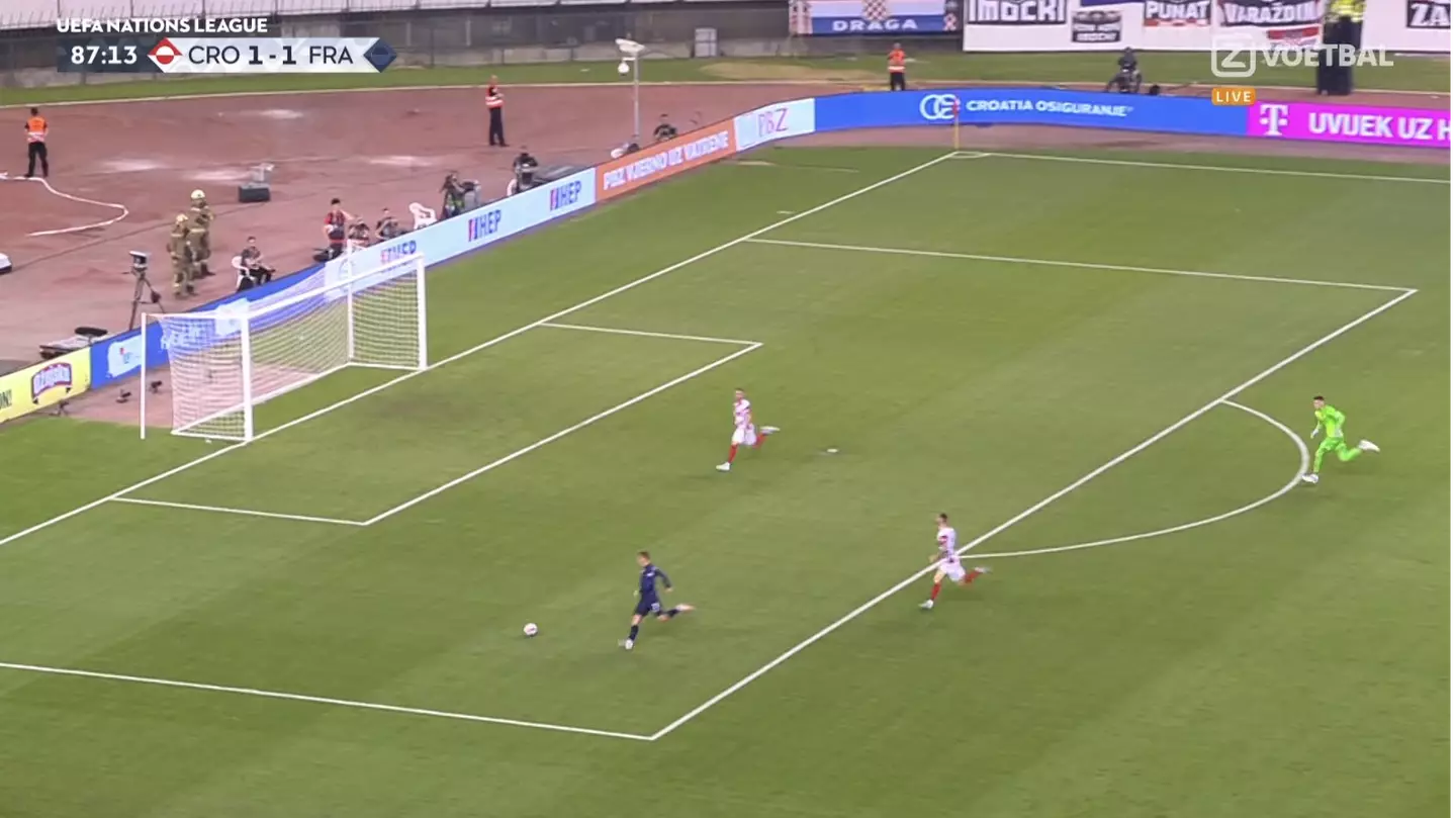 Antoine Griezmann Produces Inexplicable Open Goal Miss Against Croatia