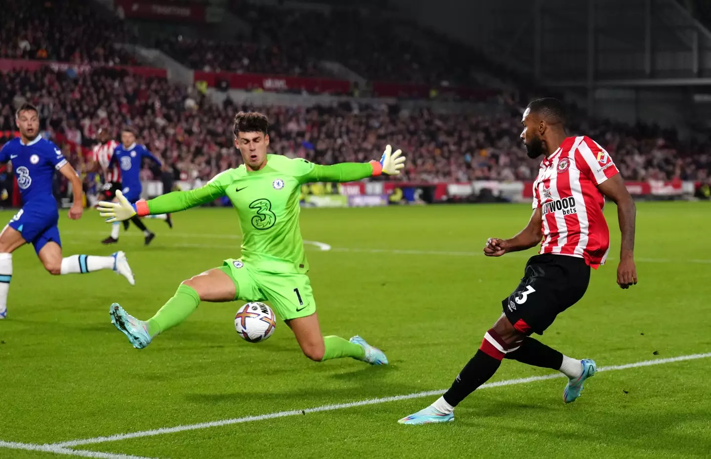 Kepa Arrizabalaga making a save against Brentford. (Alamy)