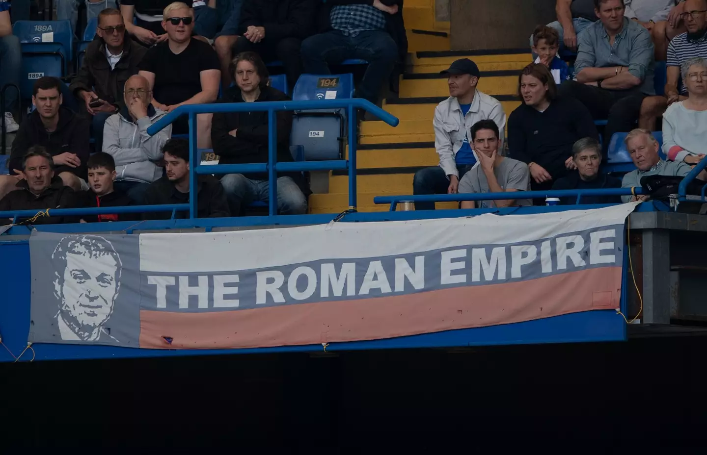 Roman Abramovich banner at Stamford Bridge. Image: Getty