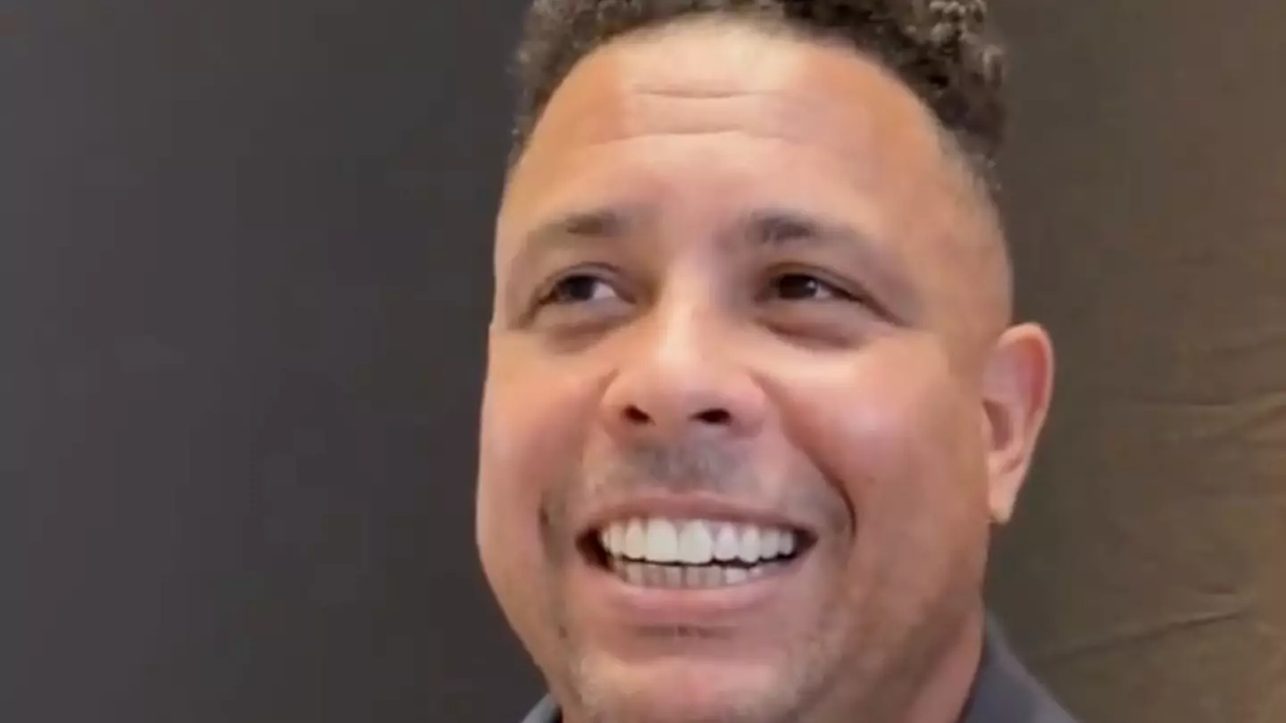 Ronaldo's priceless response to being asked if Jamie Carragher was one of toughest defenders he ever faced has gone viral