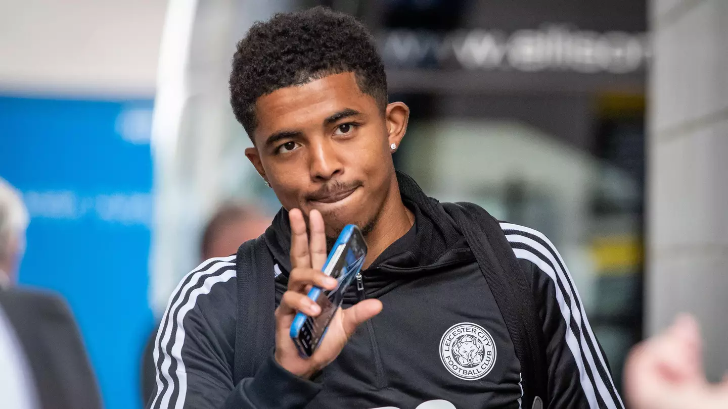 Wesley Fofana #3 of Leicester City waves to the supporters. (Alamy)