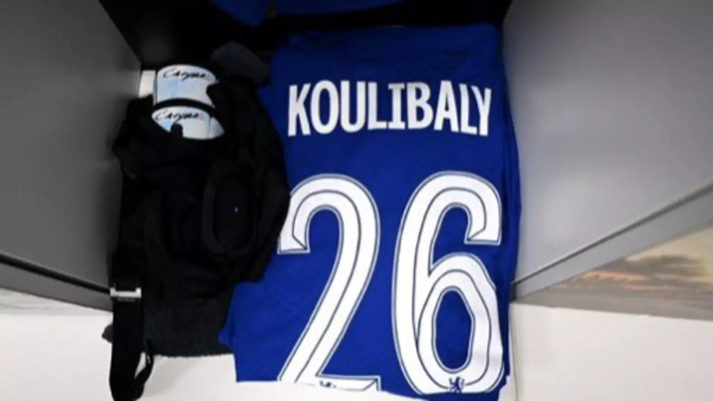 Kalidou Koulibaly is now the confirmed new no.26. (Chelsea FC)