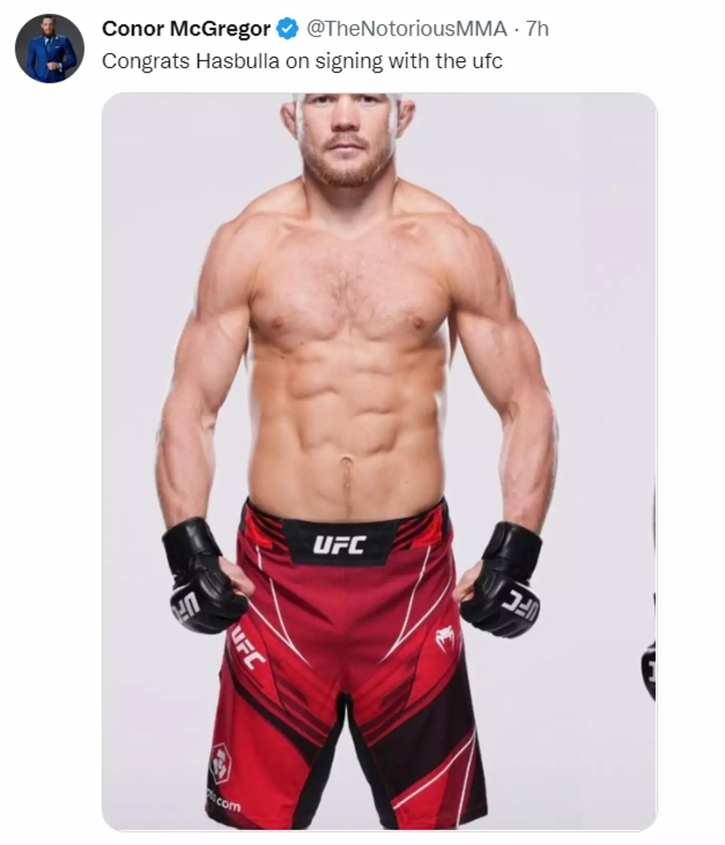 McGregor congratulating Hasbulla whilst poking fun at Petr Yan