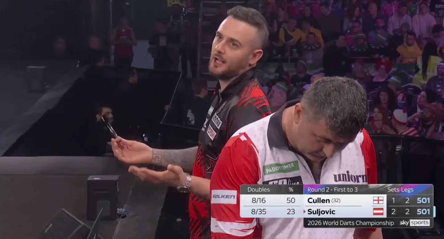 Cullen was visibly frustrated with Suljovic (Image: Sky Sports)