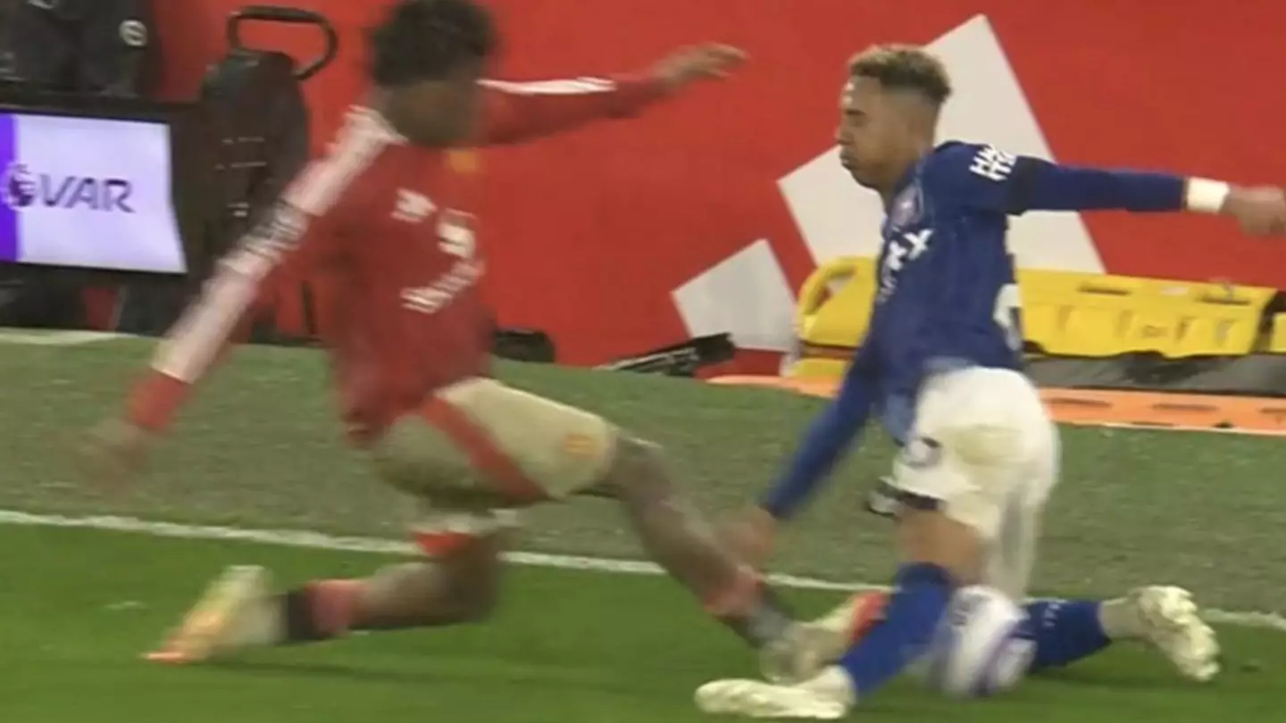 Fans not happy with what Mark Goldbridge said immediately after the Patrick Dorgu red card