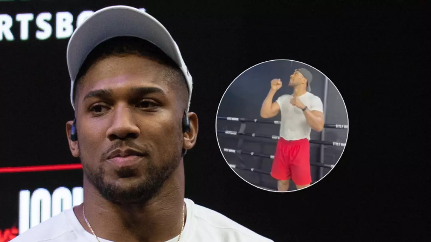 Anthony Joshua Fans Spot Revealing Detail in Training Clip for Jake Paul Fight