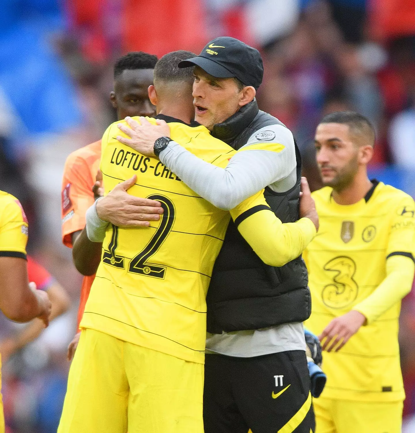 Chelsea Manager Thomas Tuchel congratulates Ruben Loftus-Cheek after the FA Cup Semi-Final against Crystal Palace. (Alamy)